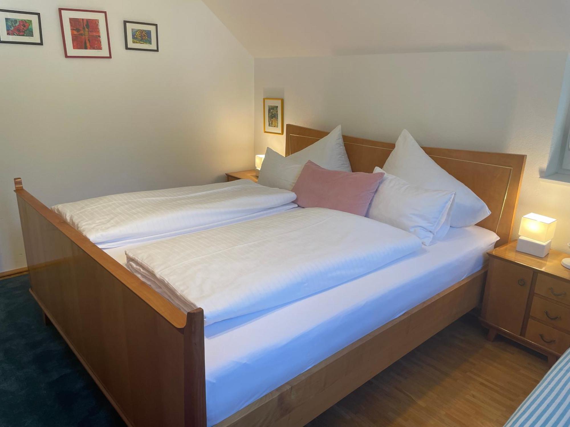 LOIDLs GUESTHOUSE Traunkirchen Exterior foto