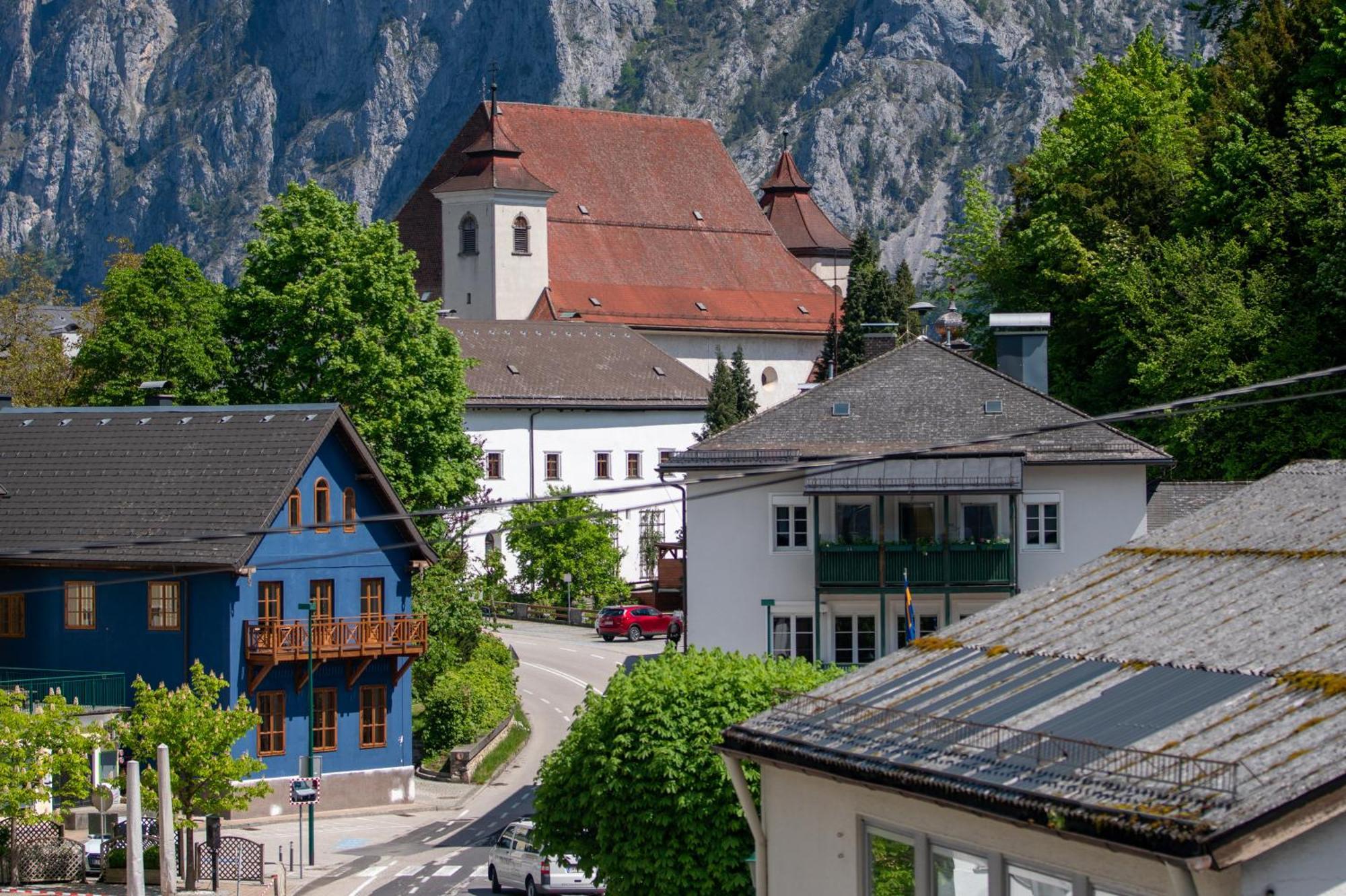 LOIDLs GUESTHOUSE Traunkirchen Exterior foto